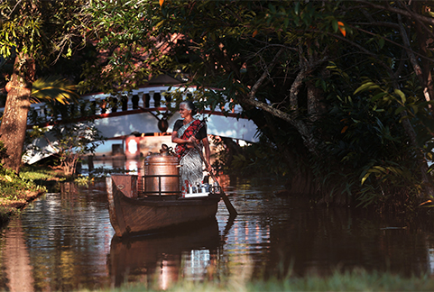 20170405144824PMSmallcoconut-lagoon-evening-chai-on-a-boat-1.jpg